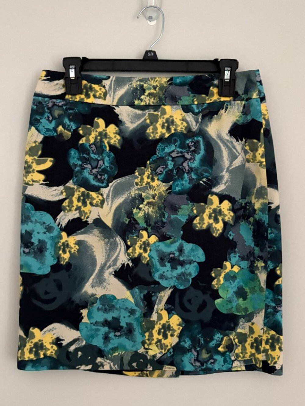 Ann Taylor Floral Watercolor Print Straight Pencil Skirt Corporate Chic Party 4P